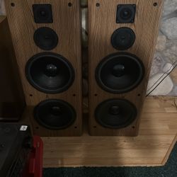 KLH Speakers