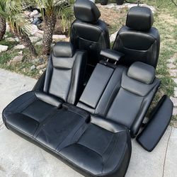 Chrysler 300 Seats