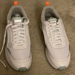 Puma Sneakers 