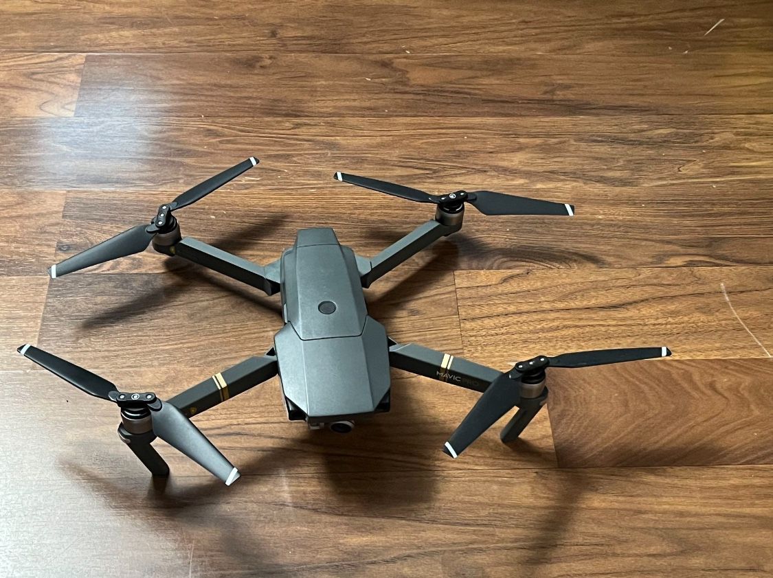 DJI Mavic Pro (Model: M1P) Drone *with Extras