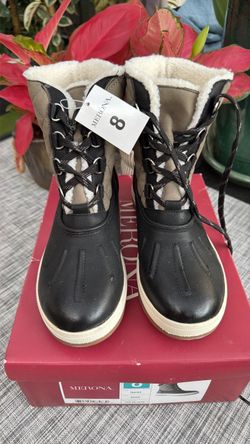 Merona snow/rain boots size 8