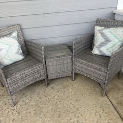 Patio Seat Set with Table