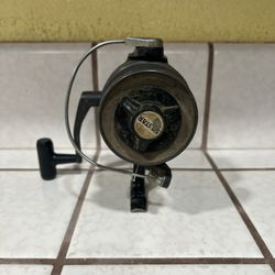 Fishing Pole Reel