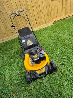 Dewalt 21inch 150cc self propelled RWD Brand new nuevo