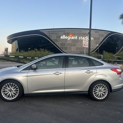 2012 Ford Focus * Low Miles 