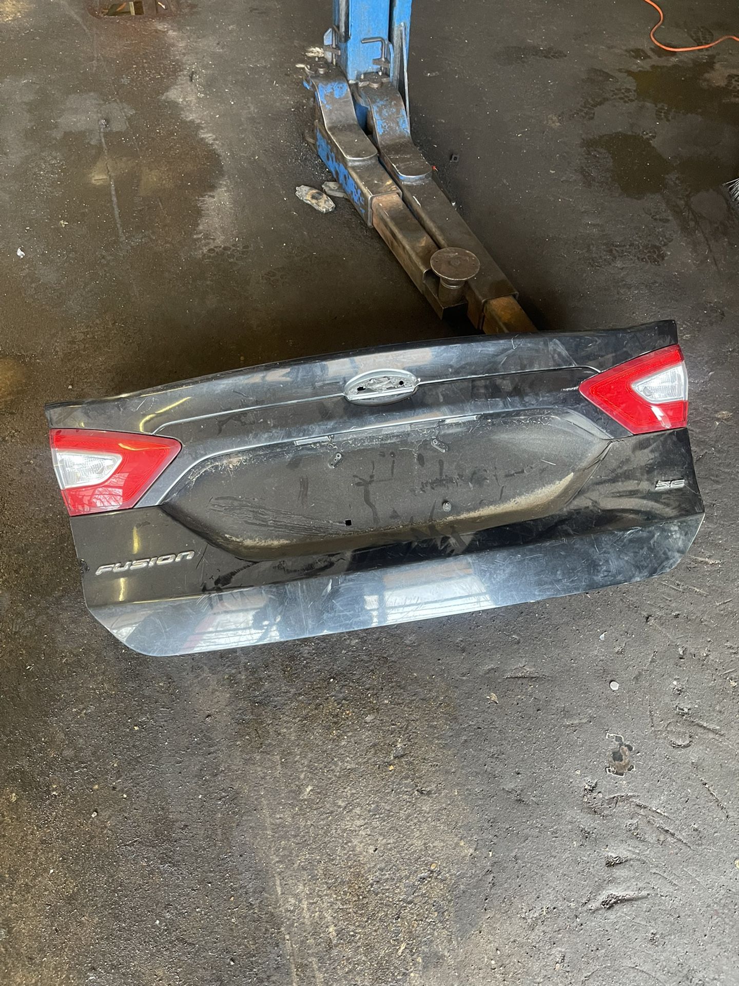 Ford Fusion 2014 Trunk Black