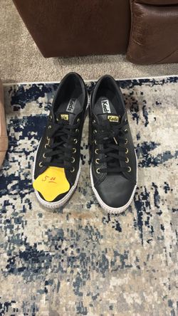 Women's shoes