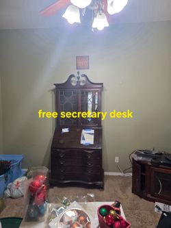Free secretary desk