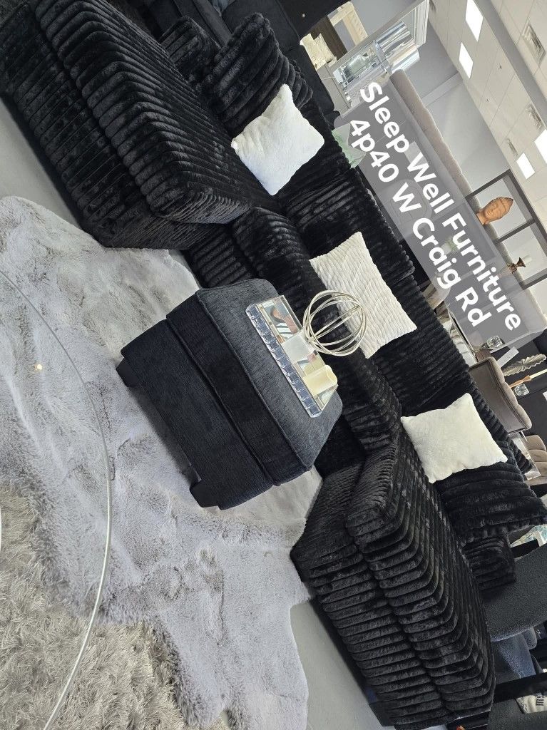 ✨️ Sectionals, 2pc Sofas ✨️ Furniture Queen Bedrooms, Dining Avail