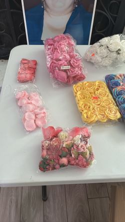 Artificial flowers