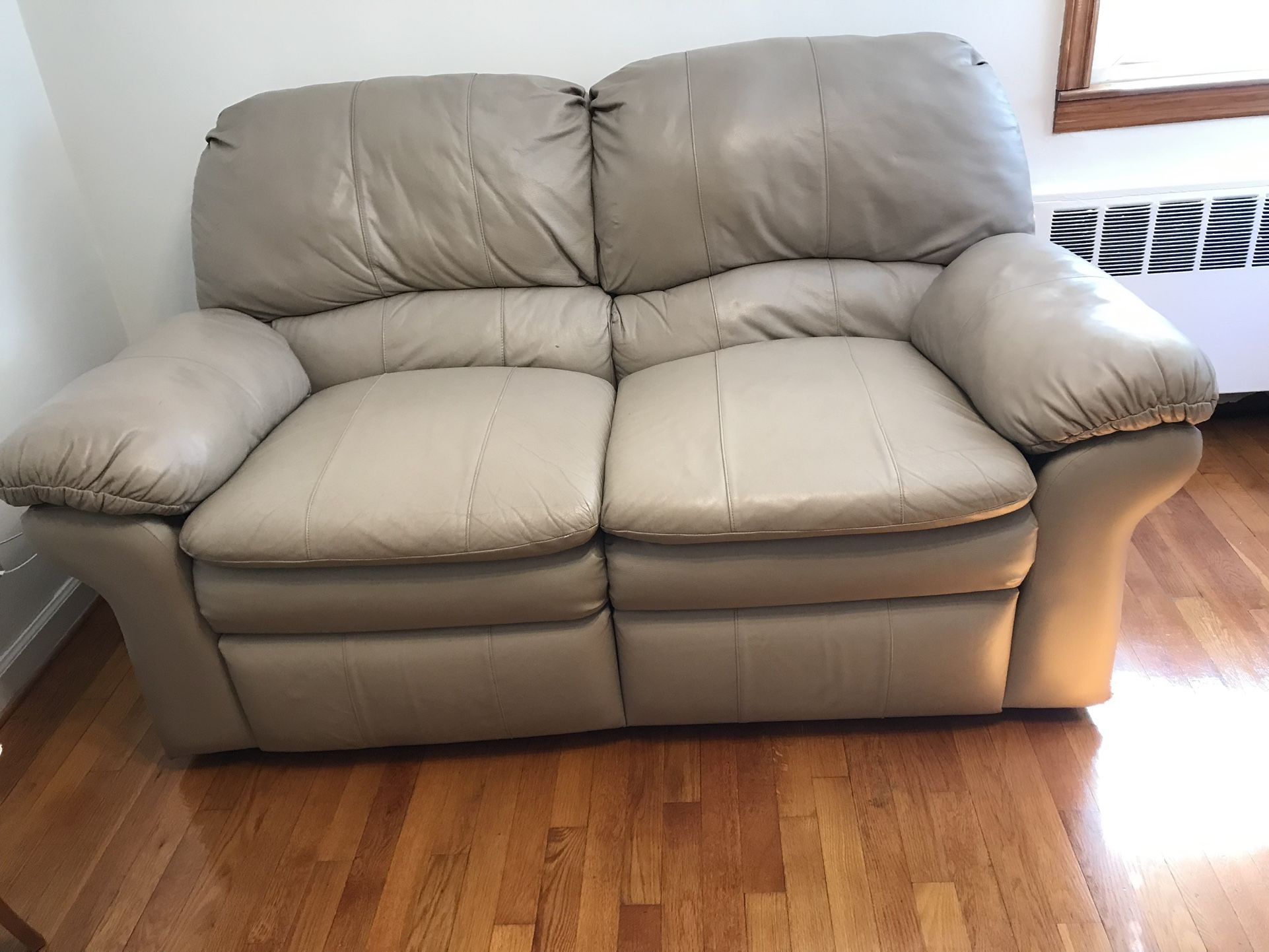 Leather Love Seat Recliner