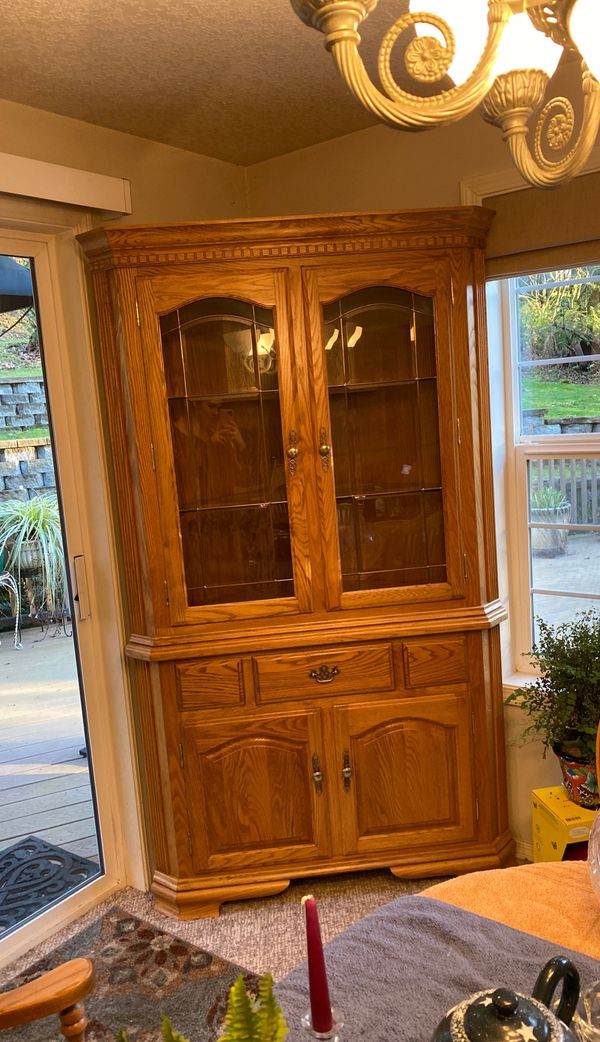 Solid oak corner hutch for Sale in Longview, WA OfferUp