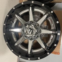 Fuel Maveric Rims. 20/10. 8/170mm