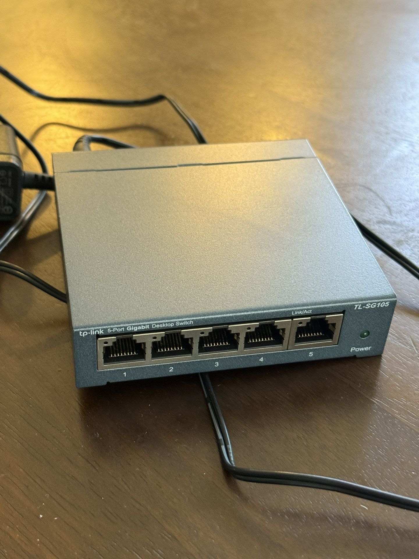 TP-Link 5-Port Gigabit Desktop Switch (TL-SG105)