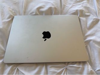 MacBook Pro M1 Pro 14” - 16GB RAM, 512GB SSD