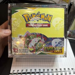 Evolving Skies Booster Box 