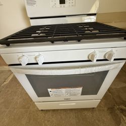 Whirlpool Gas Stove “Like new”