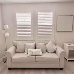 Custom Basswood Plantation Shutters & Expert Installation - Real Wood Interior Window Coverings (Persianas de Madera Estilo Plantacion)