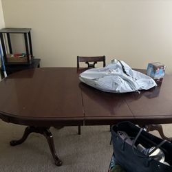 *moving Today Dining table And Chairs 
