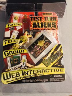 👽Test Tube Aliens Sealed in Box New Rare