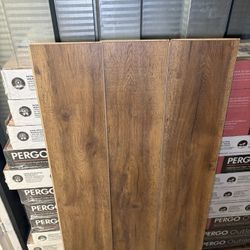 Pergo Outlast+ Hobbs Amber Hickory Waterproof Laminate Wood Flooring (19.63 sq.ft./case)