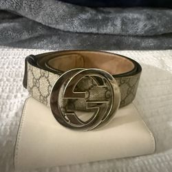 Gucci GG Supreme Buckle Belt 