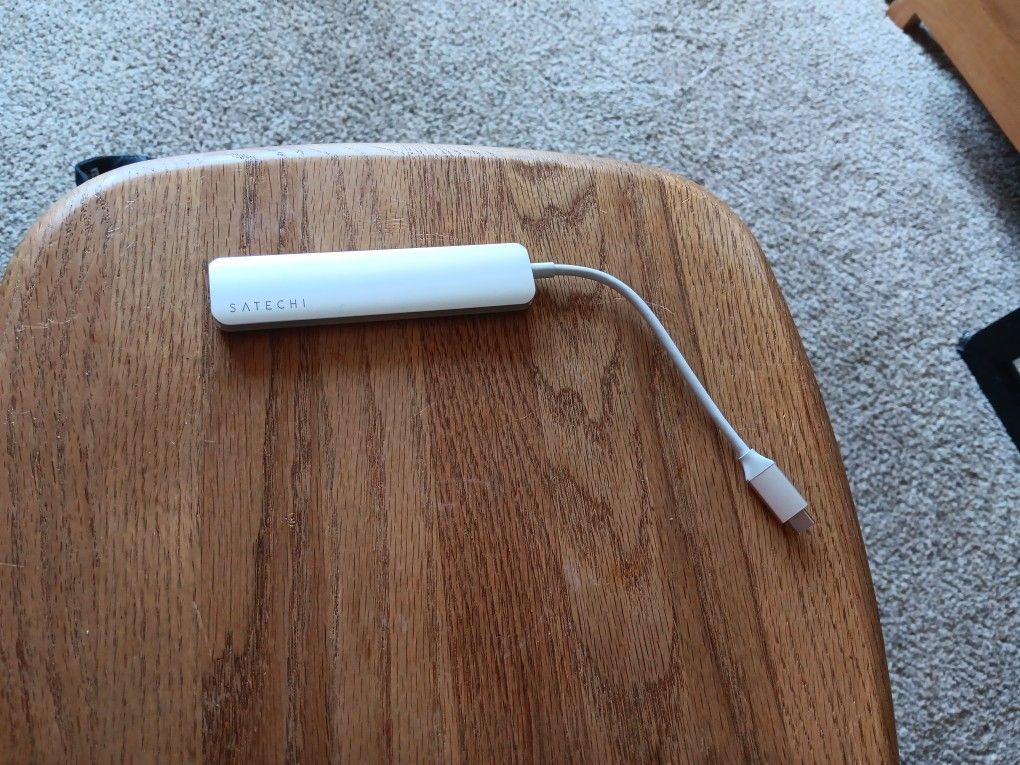 Satechi (All-in-One Adaptor)