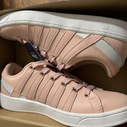 NIB RAMLI COURT Women Shoes Size 5.5