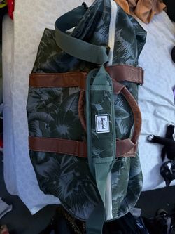 Hershel palm tree duffle bag
