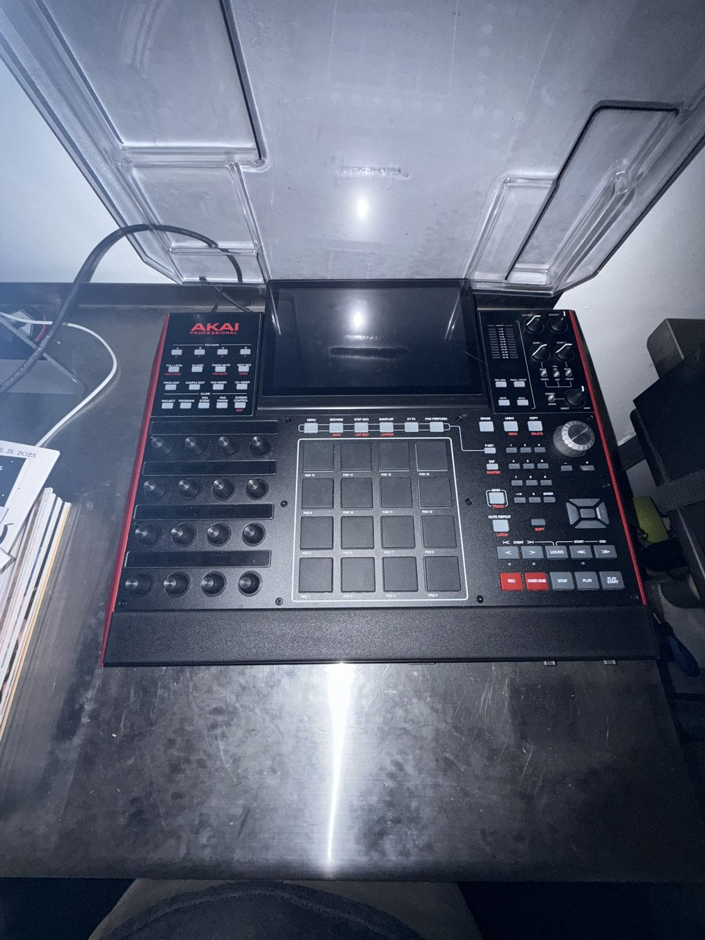 AKAI MPCX MPC CONTROLLER WITH 10" TOUCH DISPLAY