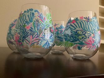Lily Pulitzer Lightweight Plastic Wine Glasses
