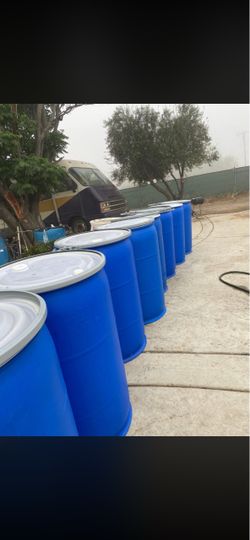 Blue Plastic 55-Gallon Drums – Lot of 10+