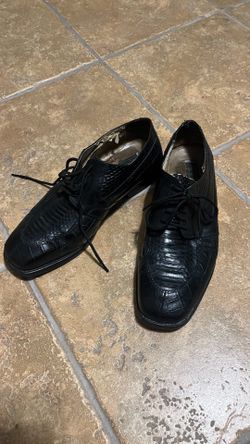 Men’s leather exotic shoes