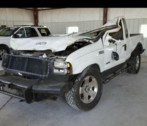 2007 Ford F-250 4x4 parts truck 6.0L turbo diesel