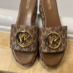Michael Kors Wedge Size 7.5 