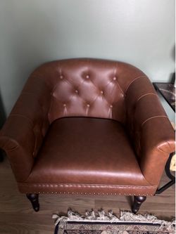 2 leather armchairs