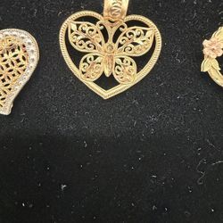 10k Heart Pendant With Butterfly