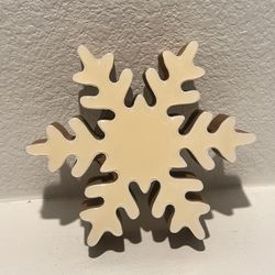 Cream/Vanilla Colored Snowflake Decor 