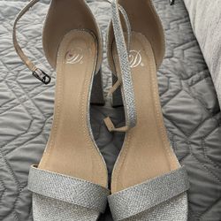 Dress shoes