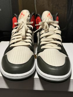 Air Jordan 1 Mid