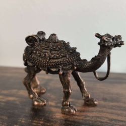 Antique Camel Figurine – Collectible Craft and Home Decor