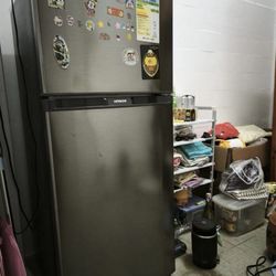 Hitachi Fridge