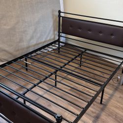  full-size Meta bed frame 