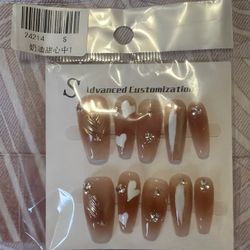 Press-On Nails Brown Heart Rhinestone Set