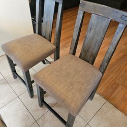 Dinning Table With Chairs 