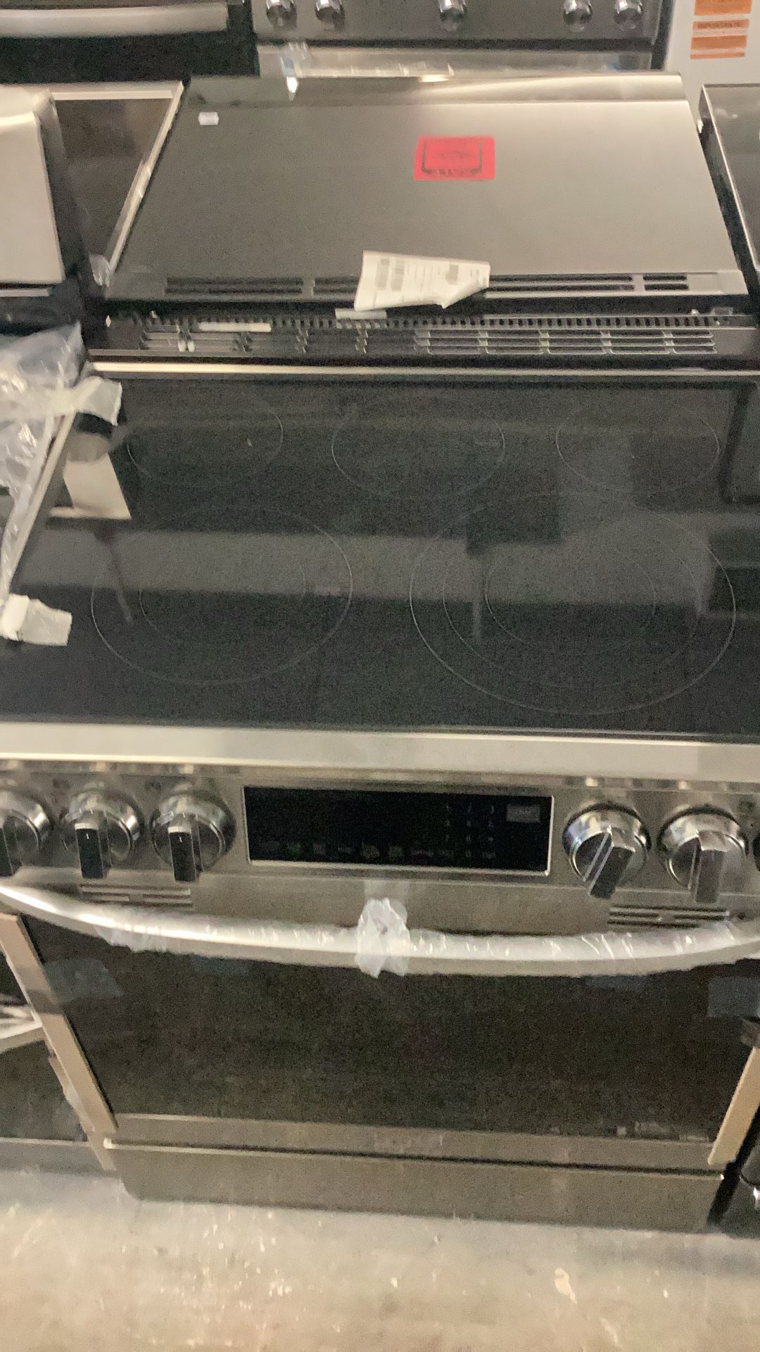 Brand New Lg Electric Slide In Stove With Air Fry