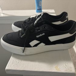 Rebook Size 6 Kids 