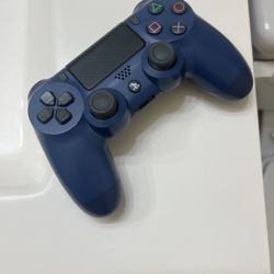 PS4 controller