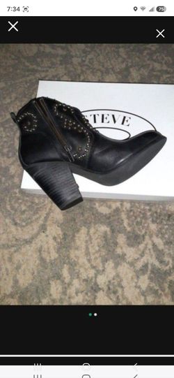Steve Madden Boots. New. Sz 9.5