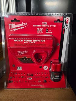 Milwaukee M12 Battery And Charger New
